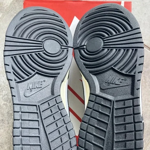 Nike Dunk Low “Vintage Panda” Black White FQ8899-100 Women’s Size 10.5 NEW SB FC - Picture 4 of 6